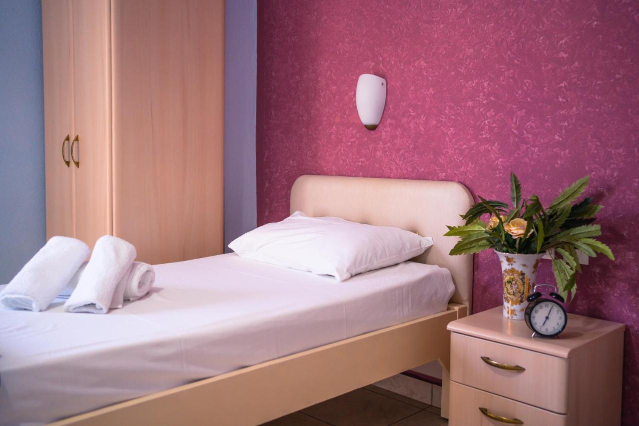 Studio Eftihia Aparthotel Paralía Exteriör bild